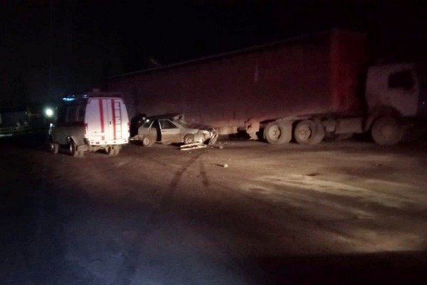 В Азове в ДТП с «КамАЗом» погиб водитель легковушки
