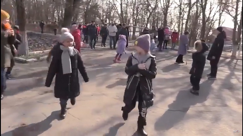 Часть детей, эвакуированных из ЛНР и ДНР, сможет пойти в донские школы