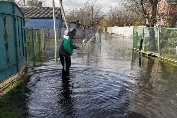 В МЧС предупредили о сильном нагоне воды в Азове