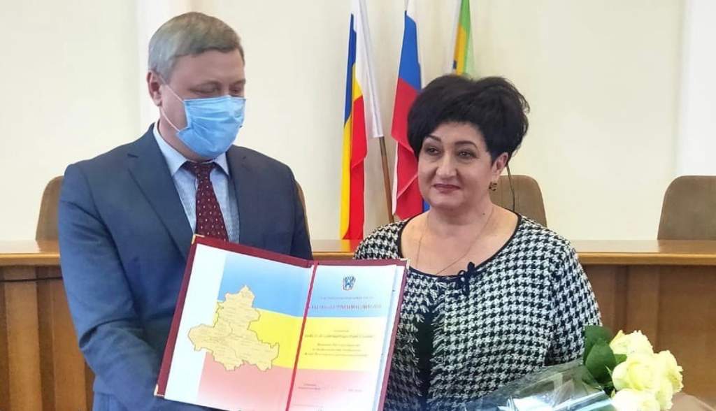 Жительница Азовского района удостоена благодарственного письма губернатора Ростовской области