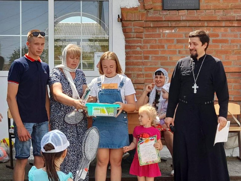 В селе Займо-Обрыв прошел конкурс — «Папа, мама, я — православная семья»