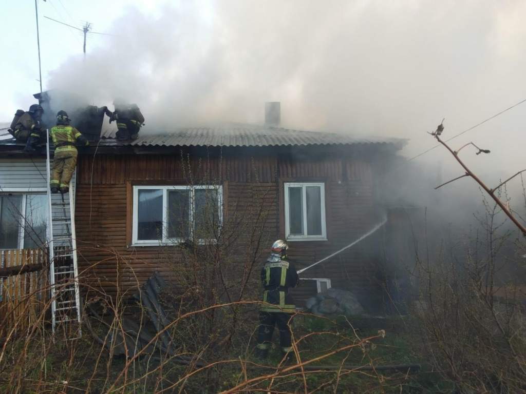 В селе Новониколаевка произошел пожар в частном доме