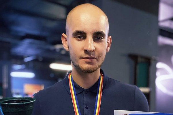 Уроженец Азовского района стал трёхкратным чемпионом мира по бильярду