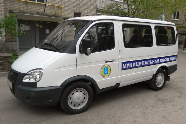 В Азове сотрудник муниципальной инспекции погорела на взятке