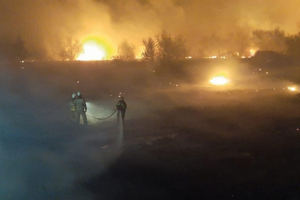 В Азовском районе сгорело 3 тысячи квадратных метров сухого камыша