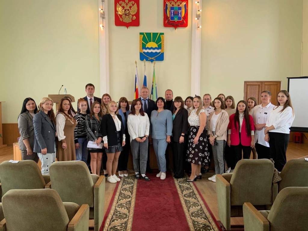 В Азовском районе выбрали делегата в областной молодёжный парламент