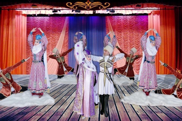 В Азове 45 танцоров исполнят лезгинку