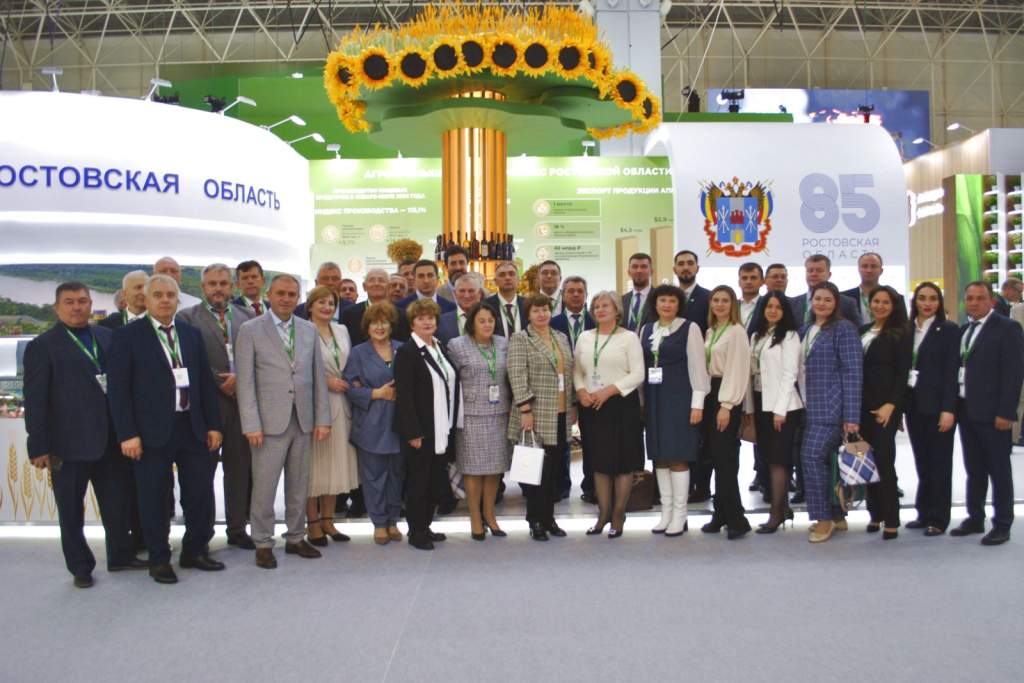Ростовская область демонстрирует аграрные достижения на «Золотой осени-2022»