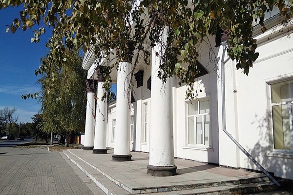 РГСУ отказался передавать дом культуры Ильича в собственность Азова