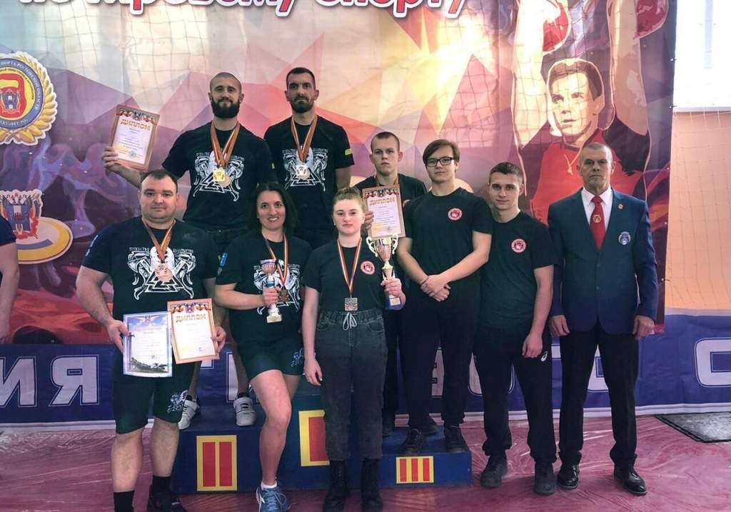 Сборная Азовского района завоевала 3 место на областном Чемпионате по гиревому спорту