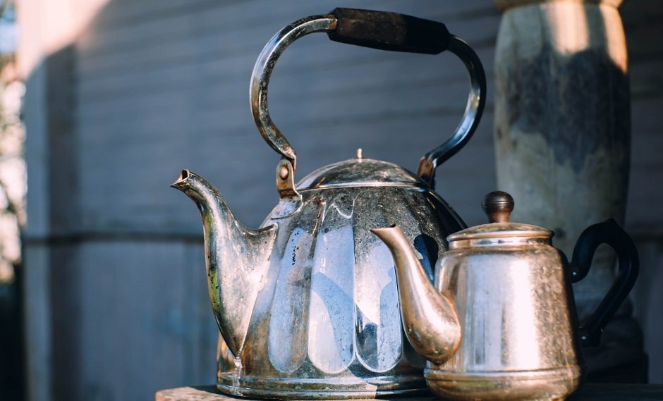 Вредно ли пить воду из чайника с накипью