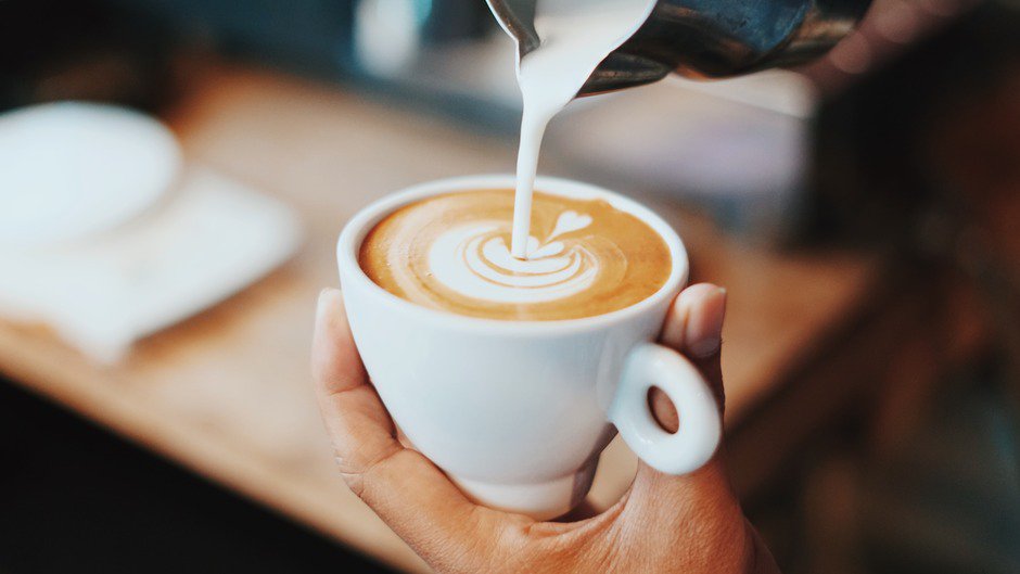 Ученые выяснили, как употребление кофе влияет на кишечные бактерии