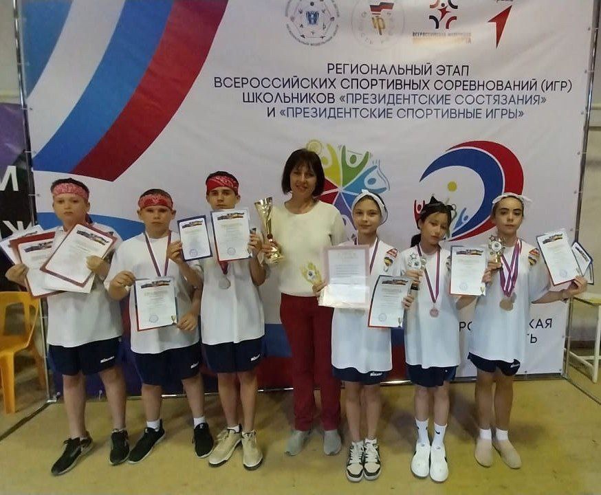 Школа из Азовского района заняла 2 место в областных соревнованиях