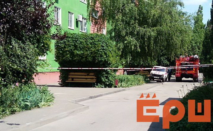 Кофр с фломастерами жители Азова приняли за взрывчатку и вызвали спасателей