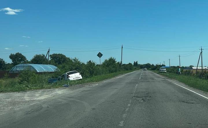 В Азовском районе в ДТП пострадала 25–летняя девушка