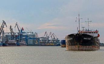 В этом году в порту Азова могут достроить два новых причала
