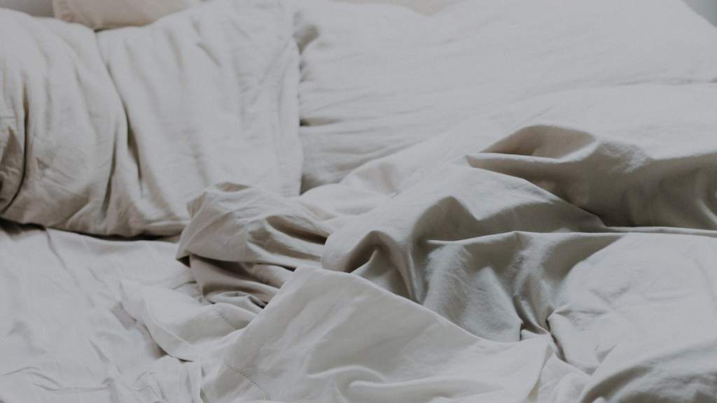 Как быстро уснуть и крепко проспать всю ночь: 6 секретов