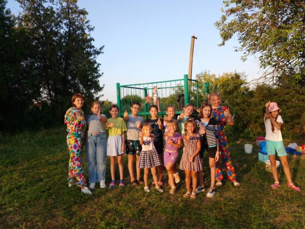 В селе Новониколаевка для детей провели игровую программу