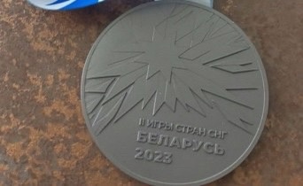 Три хоккеиста из Азова стали серебряными призёрами II Игр стран СНГ