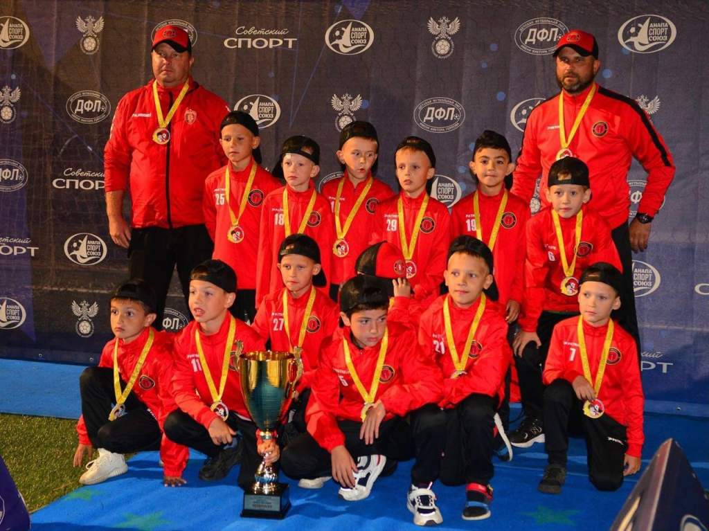 Команда «Приазовье» выиграла престижный Международный турнир