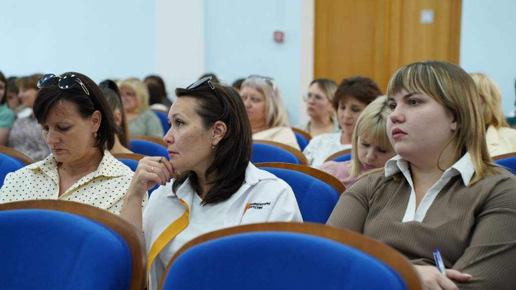 Донской ЦУР продолжает цикл обучающих семинаров по работе с госпабликами