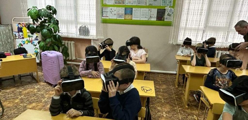 В Азовском районе тестируют современные образовательные технологии