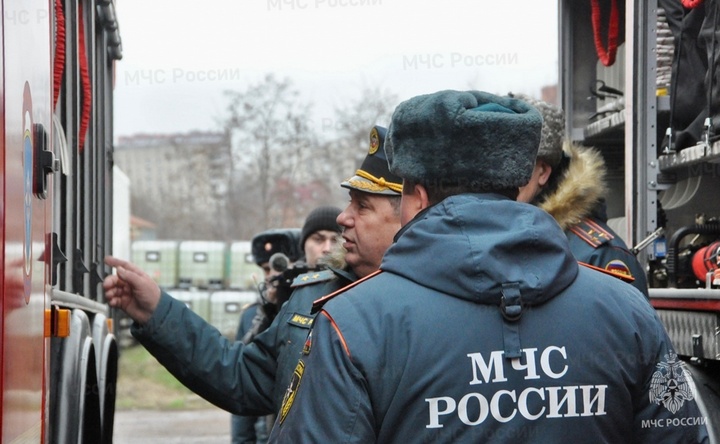 Пожарные из Азовского района получила ключи от нового «Урала»