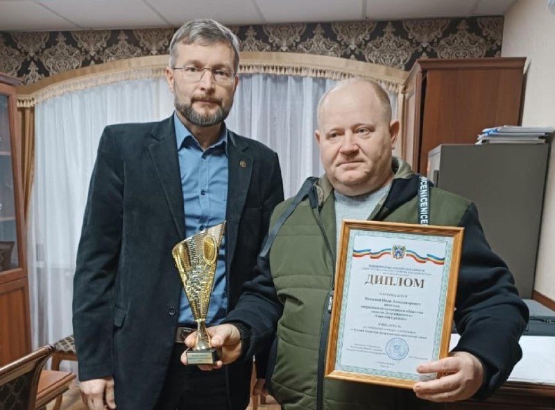 Водитель из Азовского района признан лучшим в сельскохозяйственном сезоне года
