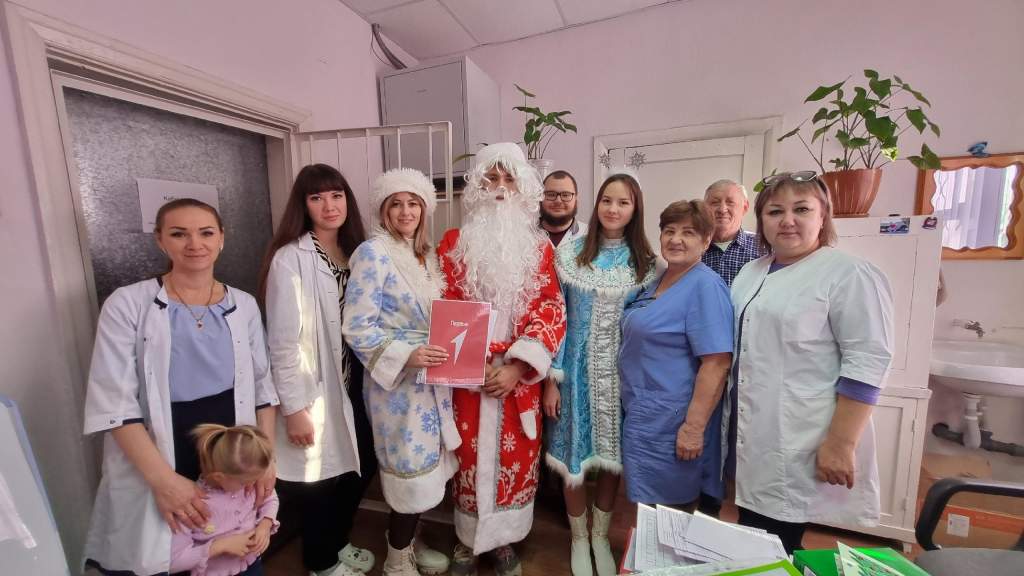 Азовский район присоединился к акции «Российский детский Дед Мороз»