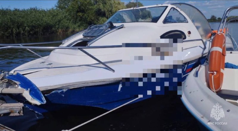 В Азове в аварии двух судов погиб водитель катера
